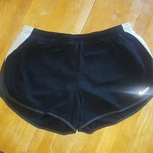 Nike dri-fit running shorts size Extra large